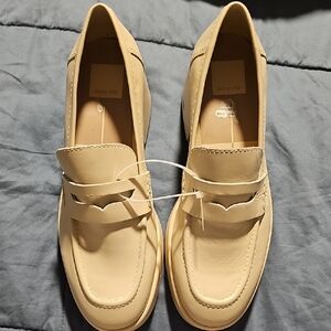 Dolce Vita women's Tan/cream  Loafers